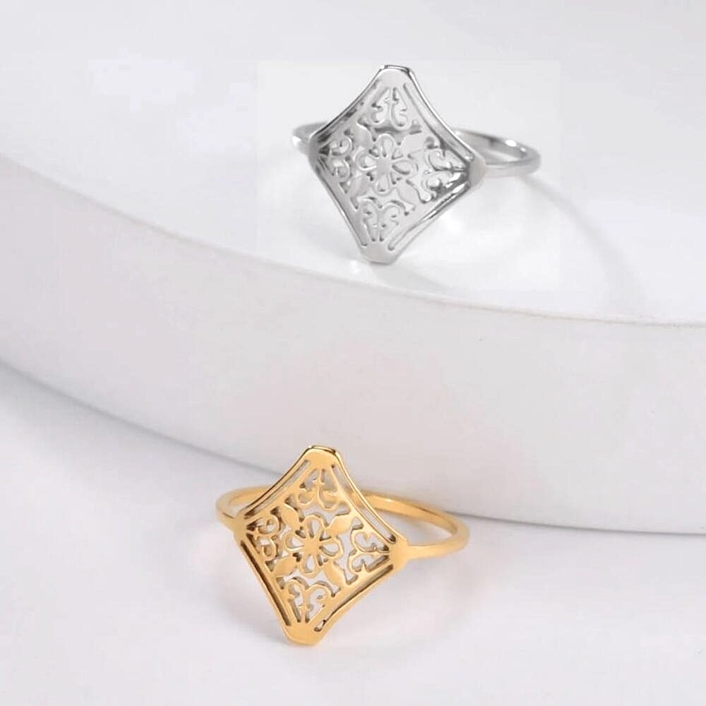 NEW Women’s 18k Gold-Plated Hollow Lattice Ring‎ Size 8